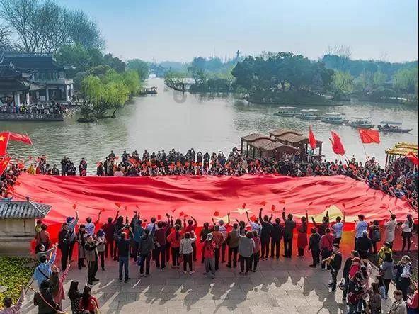 小猫钓鱼游戏龙王版有船